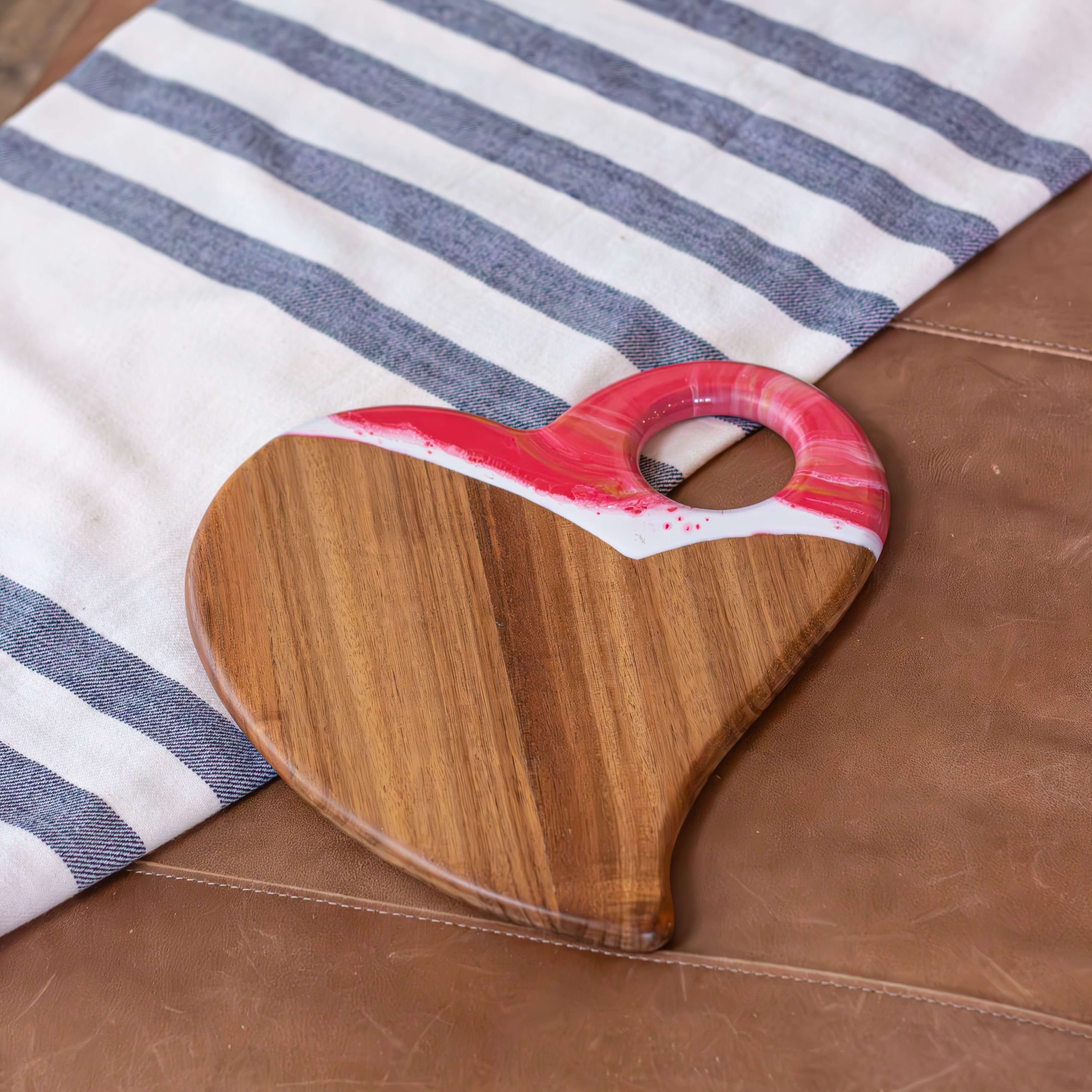 Medium Heart Acacia Board With Dip Holder